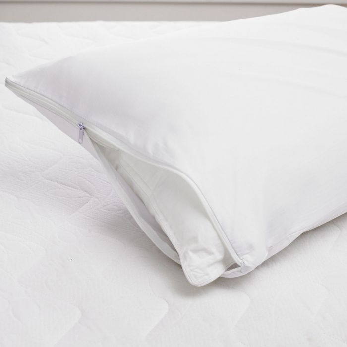 Bellissimo Luxury Water Resistant Zipped Pillow Protector Pair